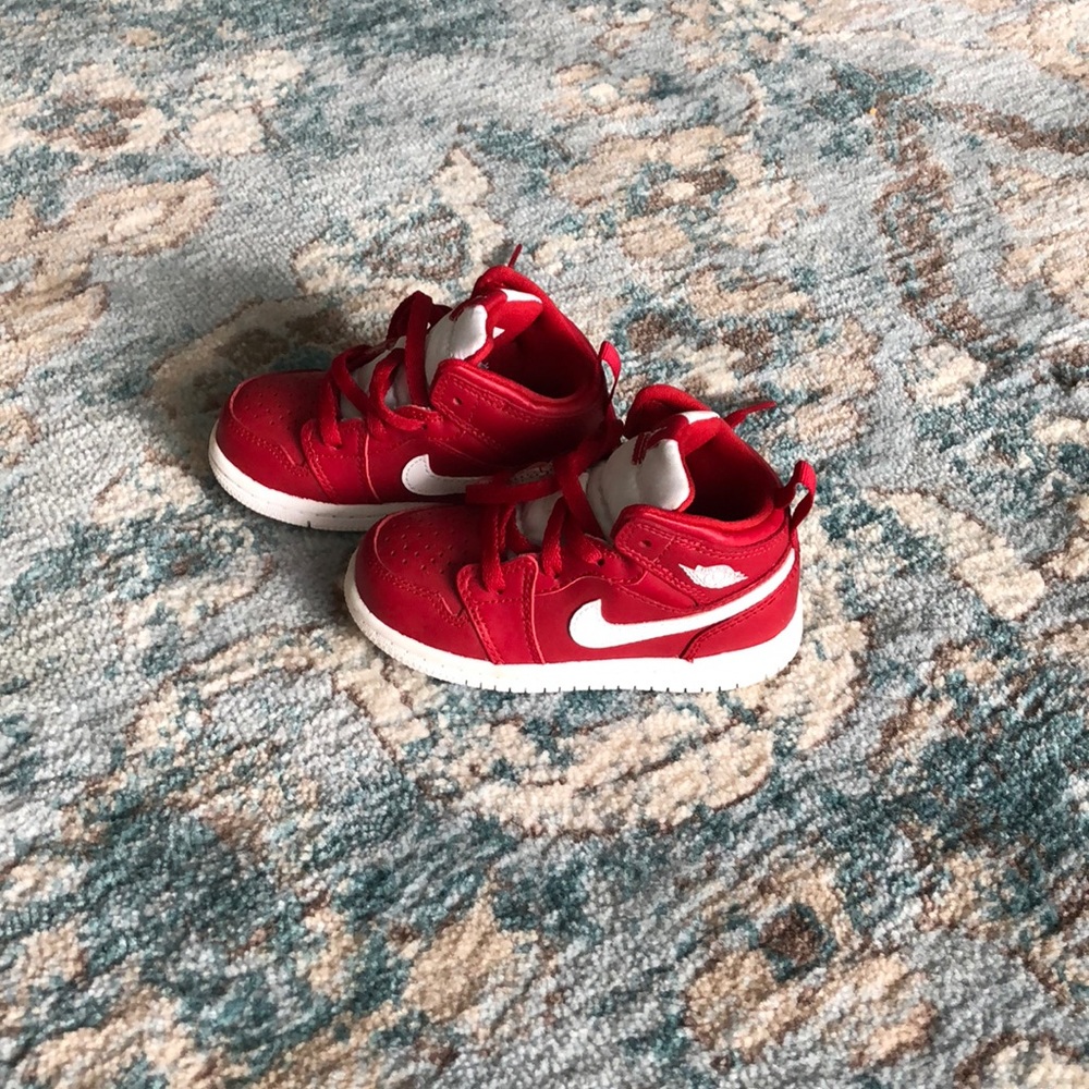 Nike Toddler Shoes (only worn once)